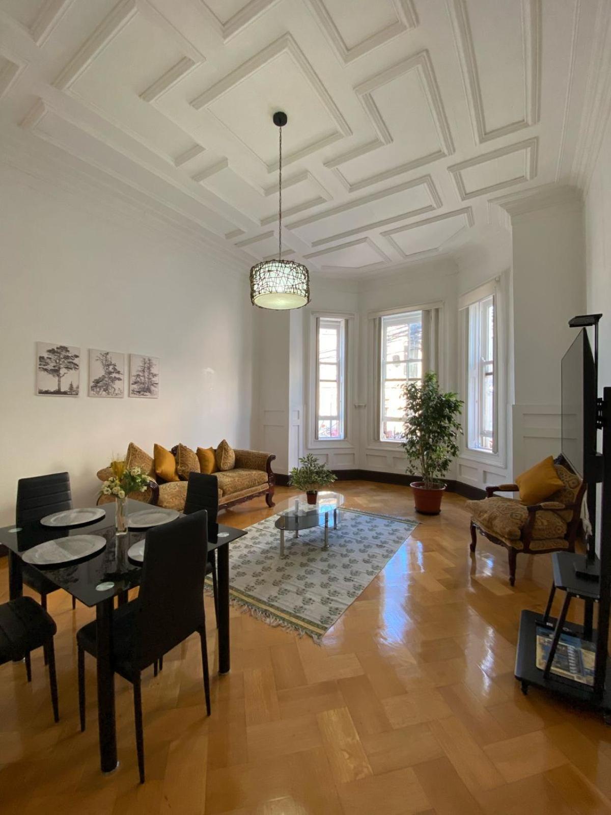 Casa Montealegre *